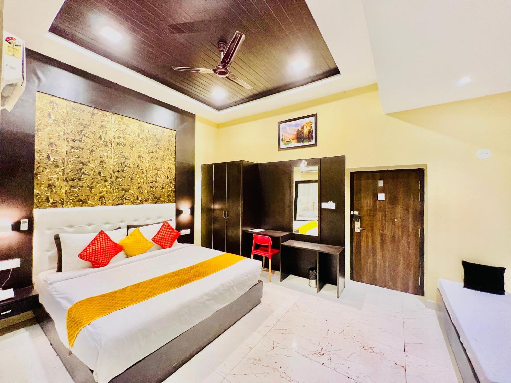 Hotel Grand Bhagwat, Udaipur Esterno foto