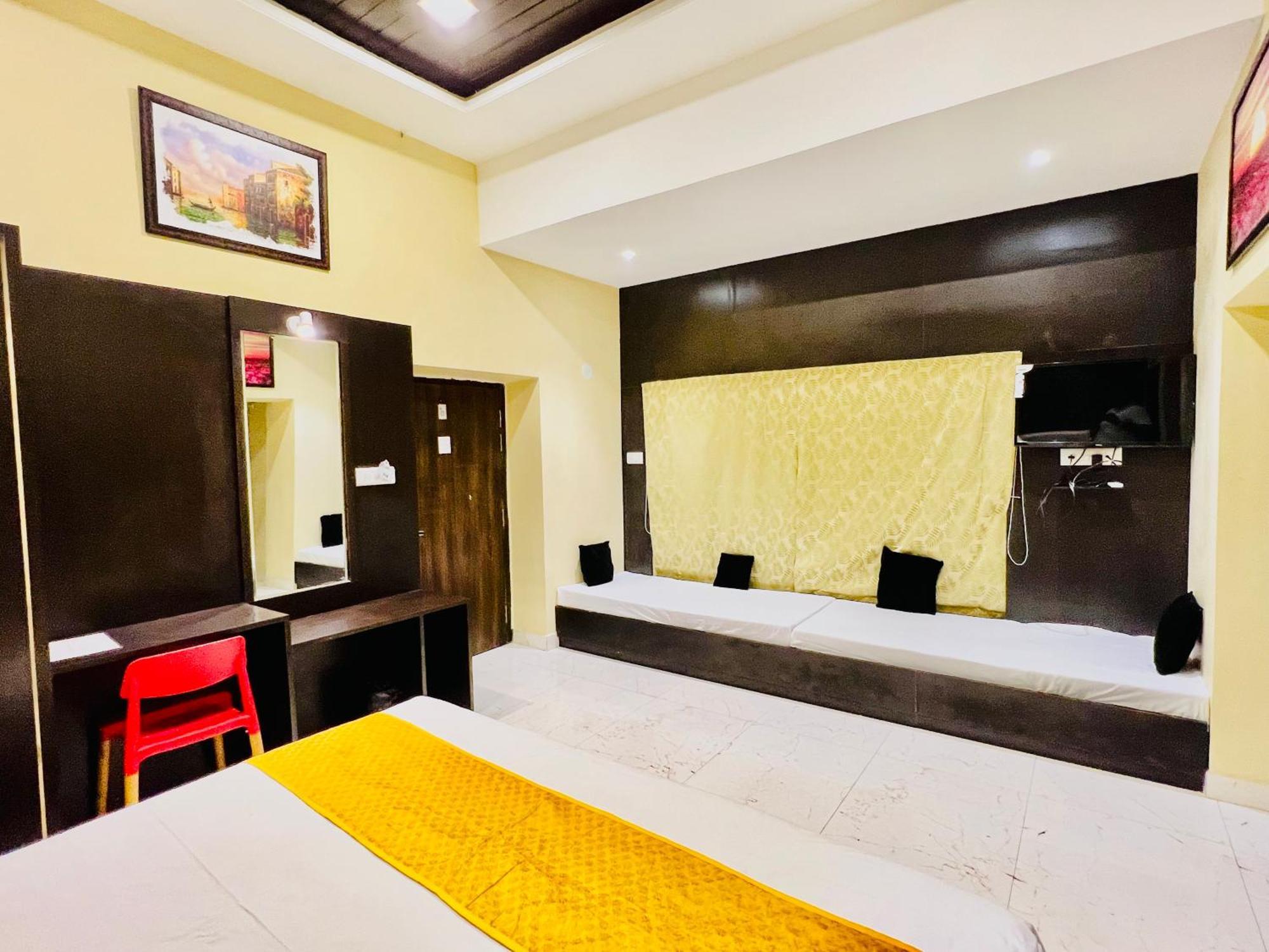 Hotel Grand Bhagwat, Udaipur Esterno foto