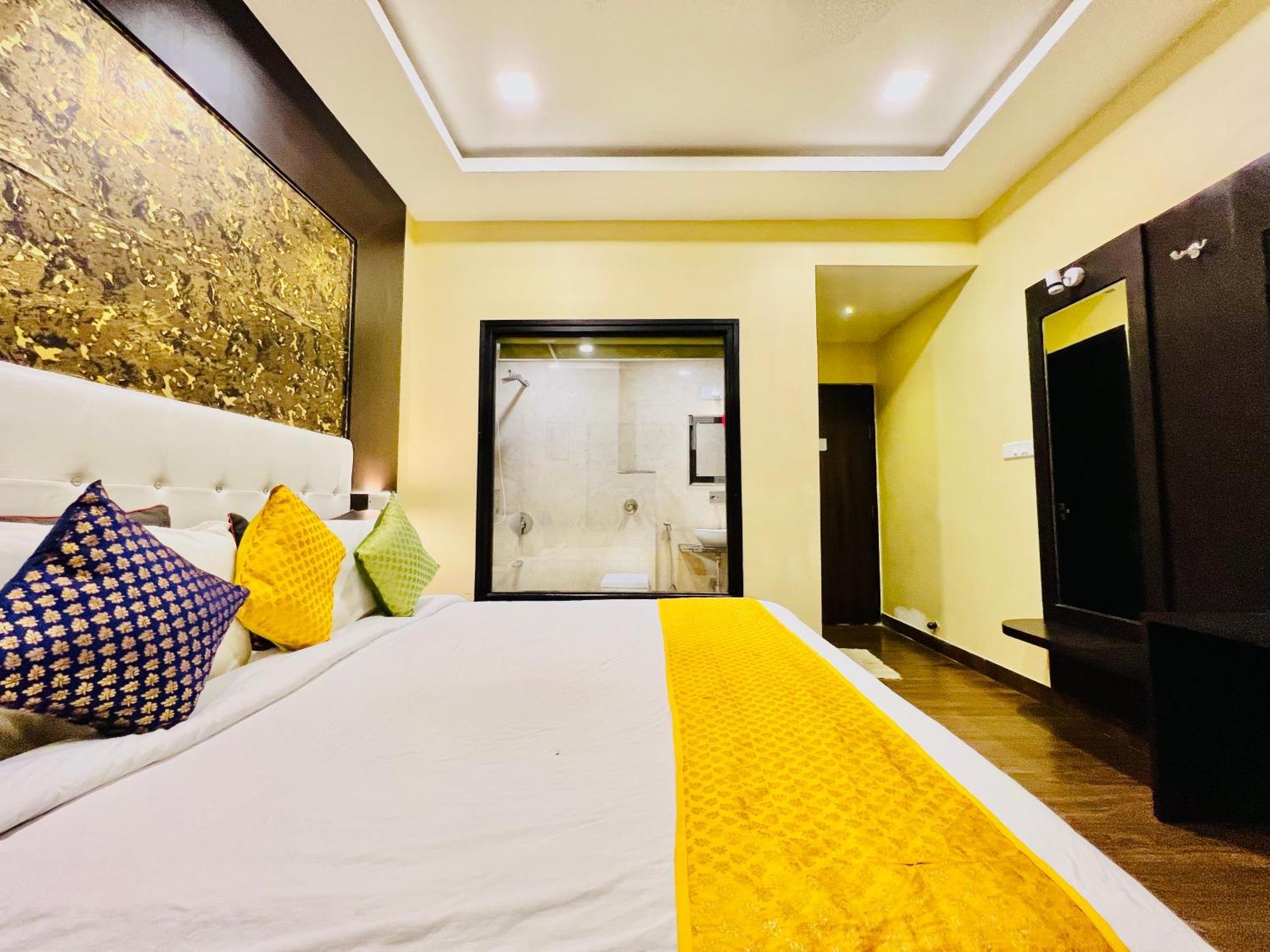 Hotel Grand Bhagwat, Udaipur Esterno foto