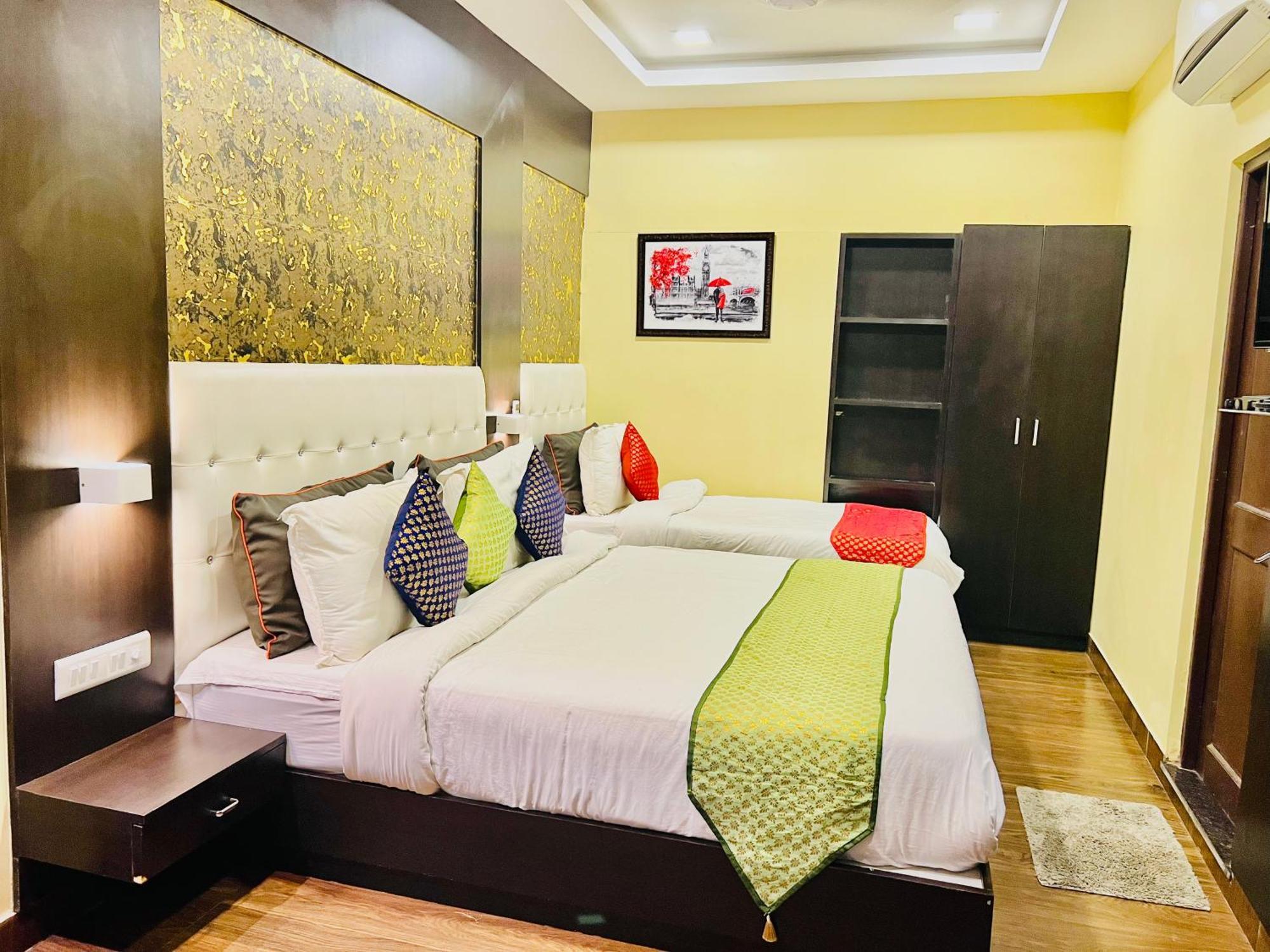 Hotel Grand Bhagwat, Udaipur Esterno foto