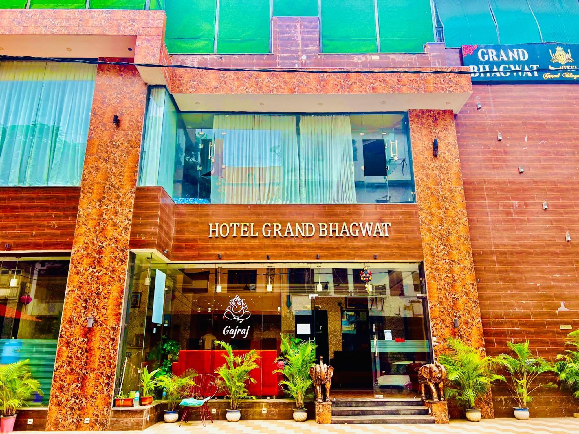 Hotel Grand Bhagwat, Udaipur Esterno foto